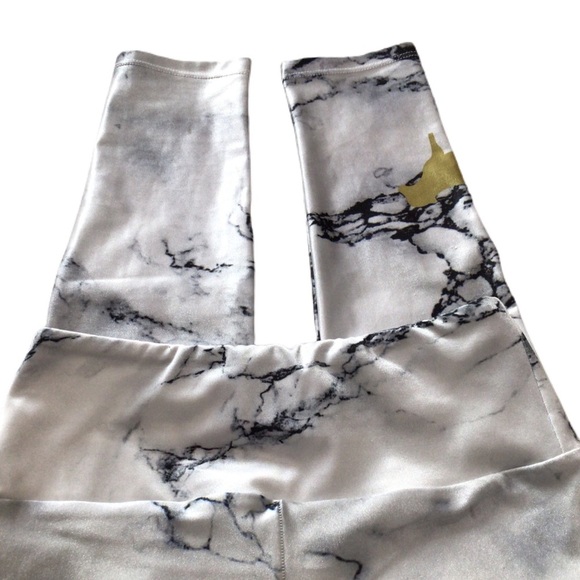 Goldsheep White Marble Full Length Leggings - Picture 3 of 7